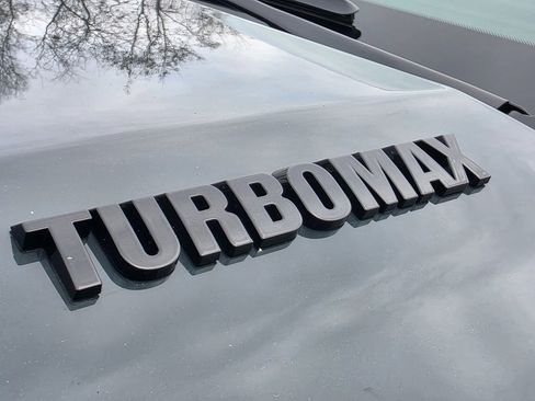 New 2026 Chevrolet Silverado 1500 LT w/ LPO, Dark Essentials Package image 7