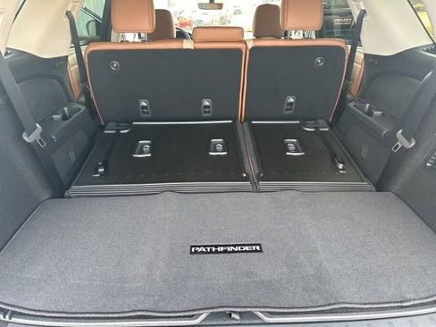 New 2026 Nissan Pathfinder Platinum w/ Cargo Package image 38