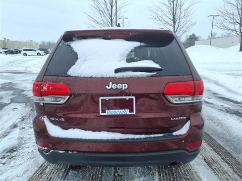 Certified 2016 Jeep Grand Cherokee Laredo w/ Quick Order Package 23E image 5