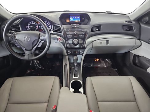 Used 2017 Acura ILX w/ AcuraWatch Plus Package FWD image 11