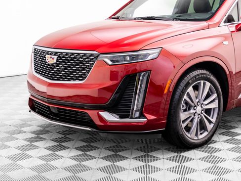 Certified 2025 Cadillac XT6 Premium Luxury w/ Platinum Package AWD/4WD image 41