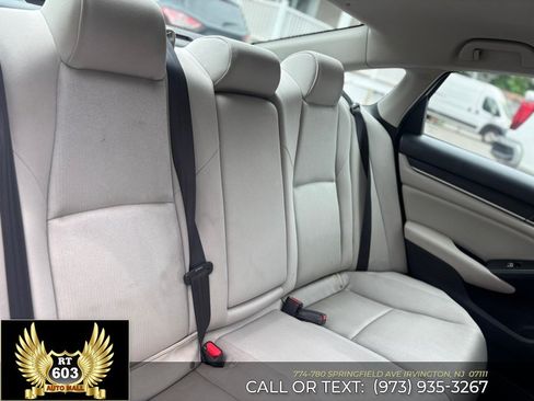 Used 2018 Honda Accord LX image 11