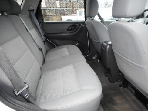 Used 2007 Ford Escape 4WD Hybrid image 24
