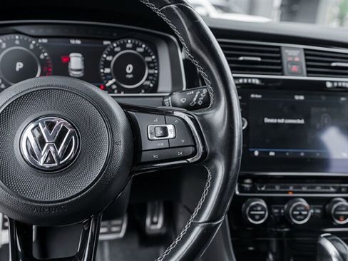 Used 2019 Volkswagen Golf R 4-Door AWD/4WD image 28