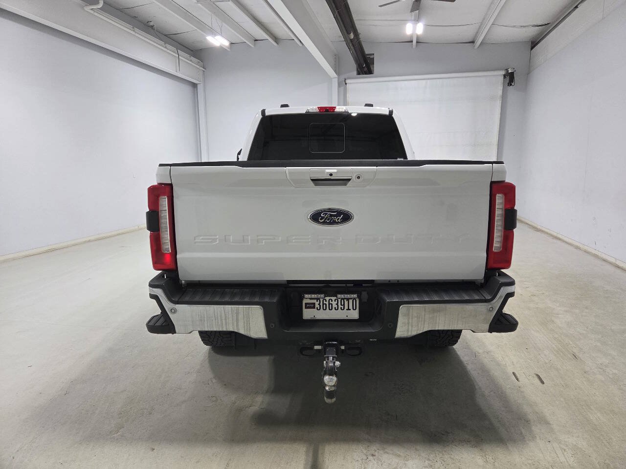 Used 2023 Ford F250 Lariat w/ Chrome Package AWD/4WD image 8