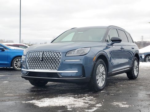 New 2026 Lincoln Corsair Premiere image 2