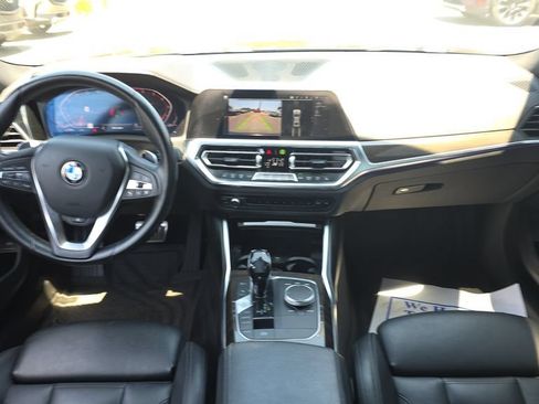 Used 2019 BMW 330i Sedan w/ Premium Package RWD image 23