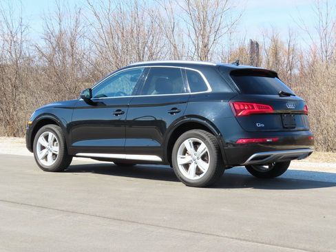 Used 2019 Audi Q5 2.0T Premium Plus image 4