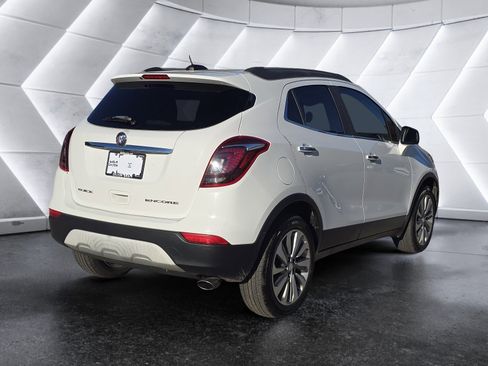 Used 2017 Buick Encore Preferred image 3
