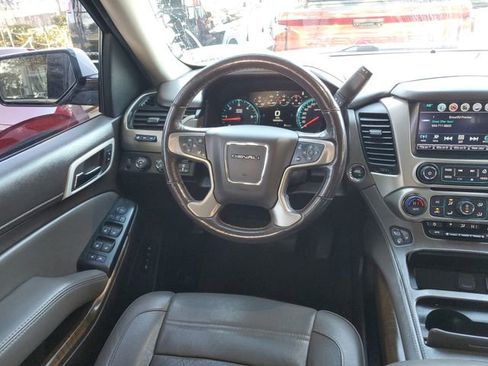 Used 2018 GMC Yukon Denali w/ Denali Ultimate Package image 11