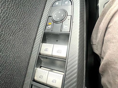 Used 2022 Mitsubishi Outlander ES image 24