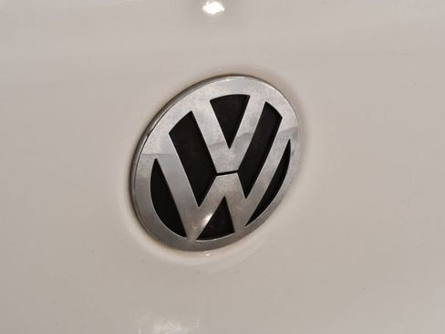 Used 2009 Volkswagen Tiguan SE image 21