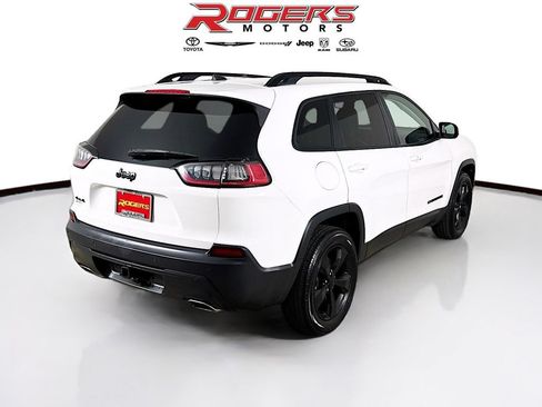 Used 2020 Jeep Cherokee Latitude Plus AWD/4WD image 8