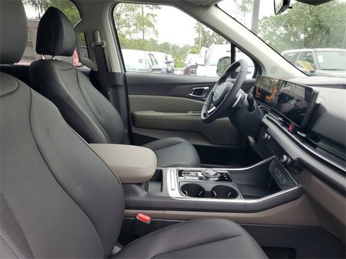 New 2026 Kia Carnival EX image 33