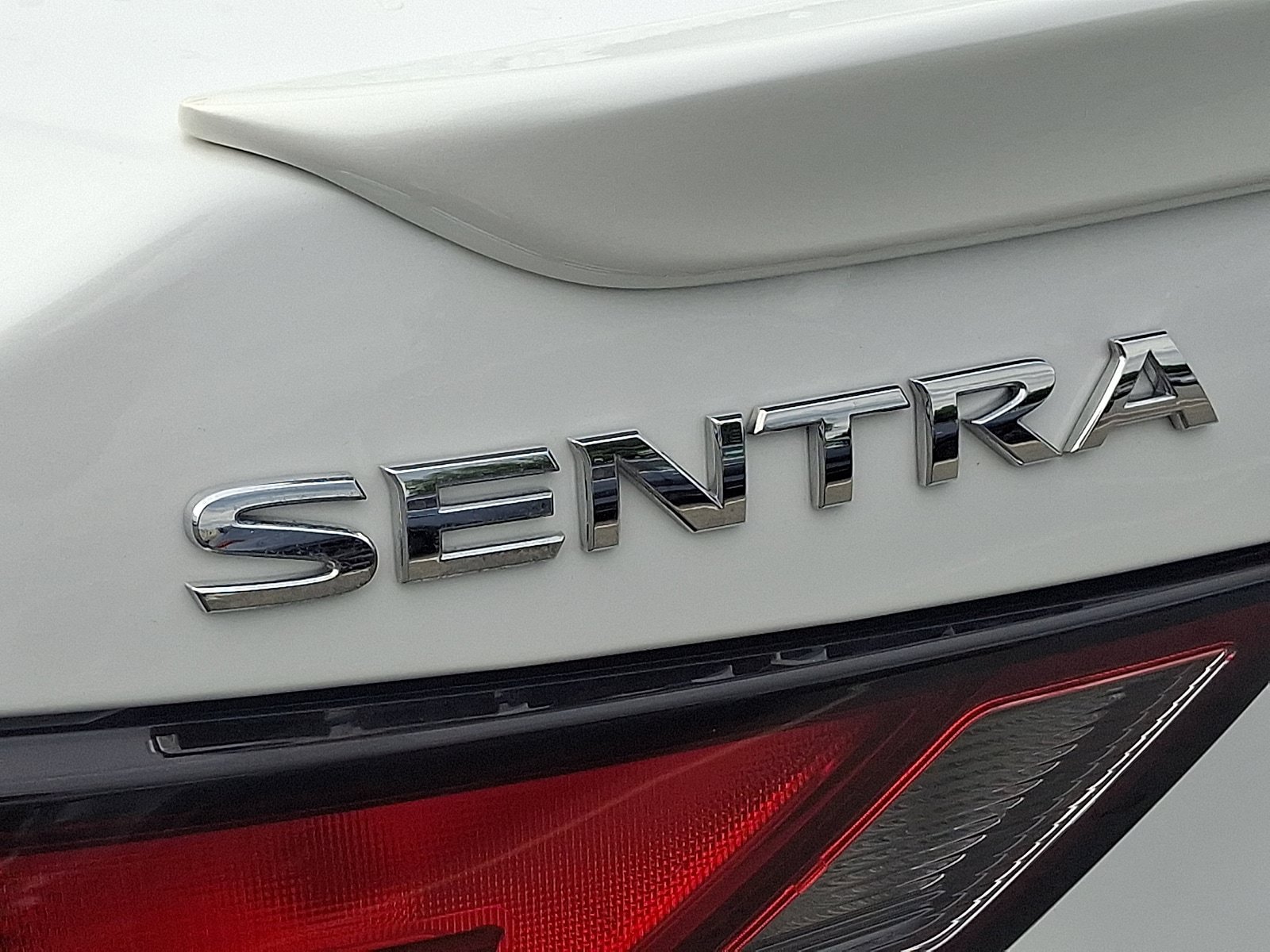 Used 2022 Nissan Sentra SR FWD image 29