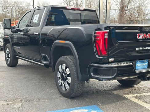 Used 2025 GMC Sierra 2500 Denali w/ Denali Reserve Package image 8