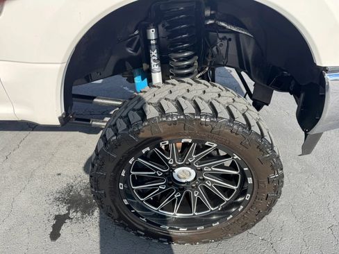 Used 2018 Ford F350 Lariat w/ Camper Package AWD/4WD image 14