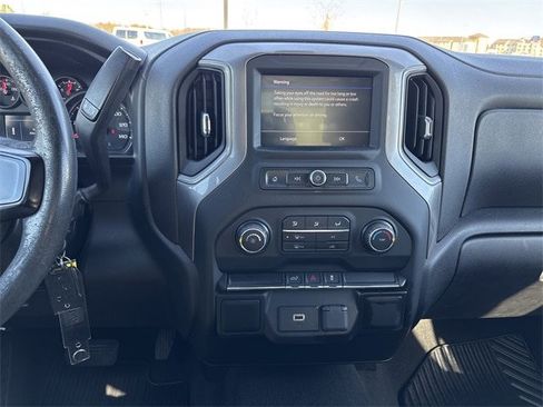 Used 2020 Chevrolet Silverado 1500 Custom w/ Custom Value Package image 30