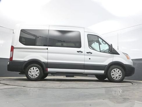 Used 2016 Ford Transit 150 XLT RWD image 45