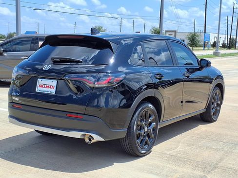 Used 2025 Honda HR-V Sport image 7