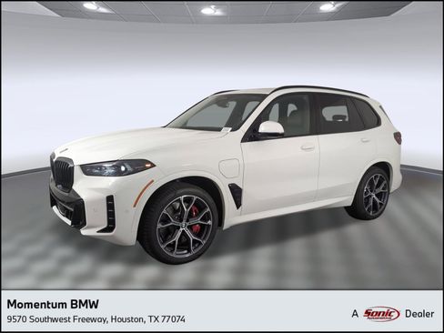 New 2026 BMW X5 xDrive50e w/ M Sport Package image 1