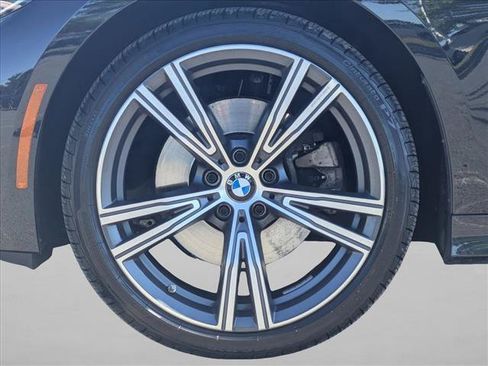 Used 2022 BMW 330i xDrive Sedan w/ Premium Package 2 AWD/4WD image 26