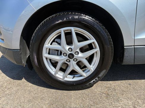 Used 2024 Ford Edge SEL AWD/4WD image 25