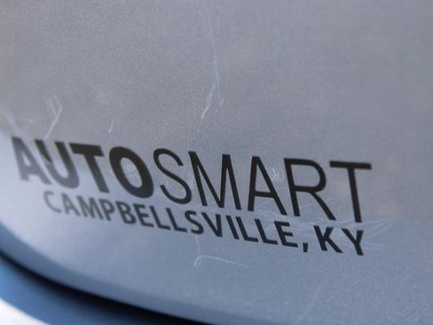 Used 2019 Buick Encore Sport Touring FWD image 6
