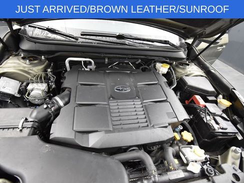 Used 2019 Subaru Outback 3.6R Touring w/ Popular Package #3A image 16