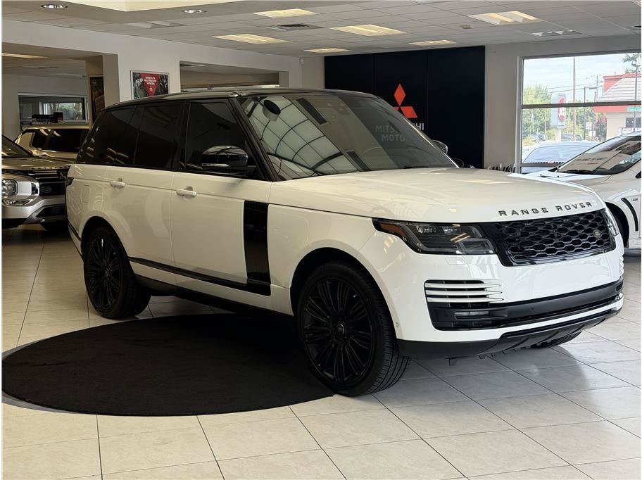 Used 2018 Land Rover Range Rover HSE AWD/4WD image 3