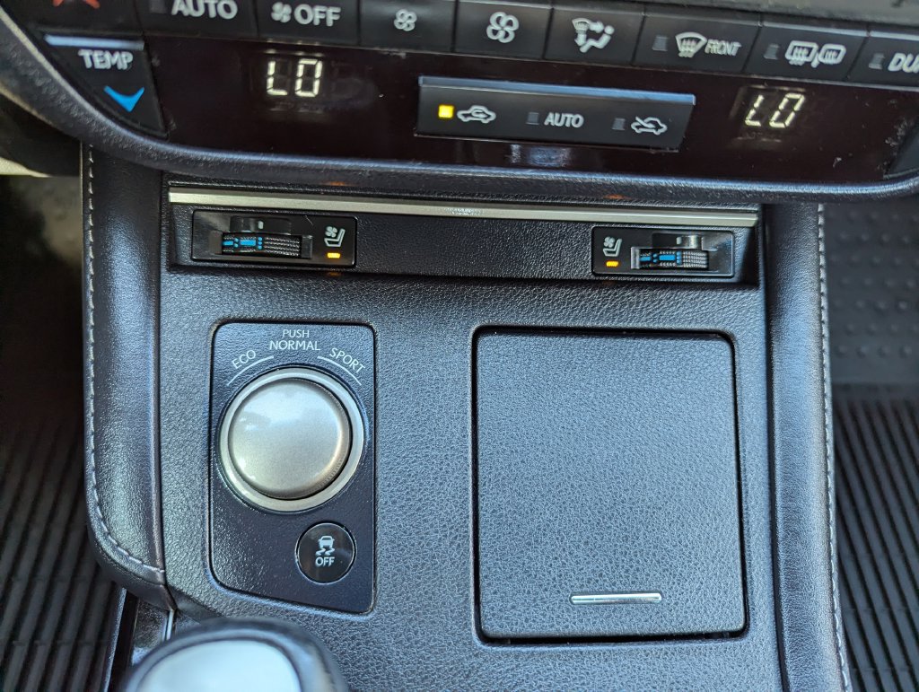 Used 2016 Lexus ES 350 w/ Premium Package w/Wood Trim FWD image 25