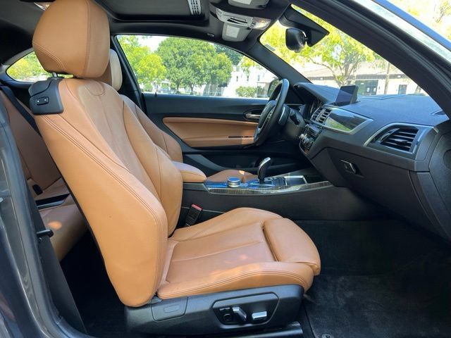 Used 2021 BMW 230i Coupe w/ Convenience Package RWD image 16