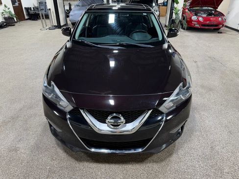 Used 2017 Nissan Maxima 3.5 SL image 11