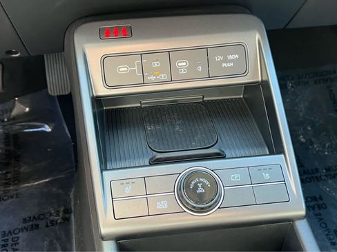 Certified 2026 Hyundai Kona SEL Premium AWD/4WD image 32