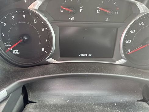 Used 2018 Chevrolet Equinox Premier FWD image 5