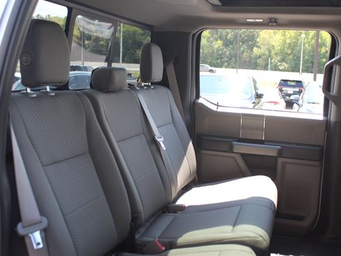 Used 2018 Ford F150 XLT w/ Equipment Group 302A Luxury AWD/4WD image 31