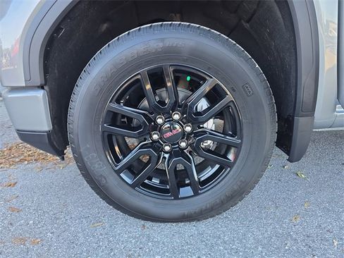 New 2026 GMC Sierra 1500 Elevation image 28