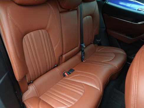 Used 2017 Maserati Levante S image 15