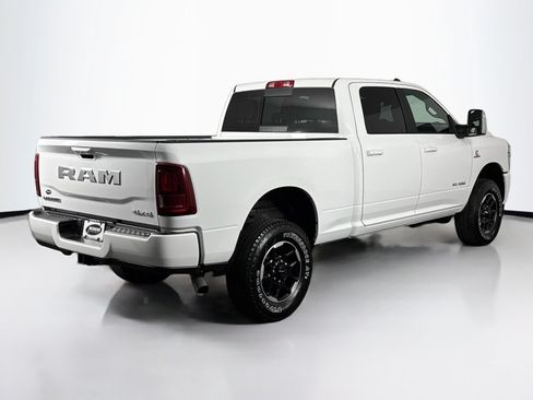 Used 2026 RAM 2500 Laramie AWD/4WD image 11