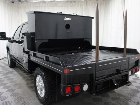 Used 2022 Chevrolet Silverado 2500 LTZ w/ LTZ Convenience Package AWD/4WD image 31