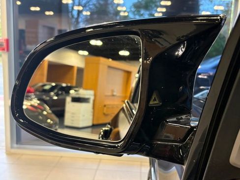 Used 2018 BMW X5 M image 39