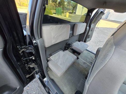 Used 2004 Chevrolet Colorado 2WD Extended Cab w/ Comfort Convenience Package image 30