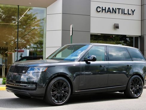 New 2026 Land Rover Range Rover Long Wheelbase SE AWD/4WD image 1