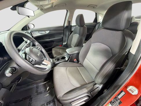 Used 2023 Kia Forte LXS w/ LXS Technology Package FWD image 20