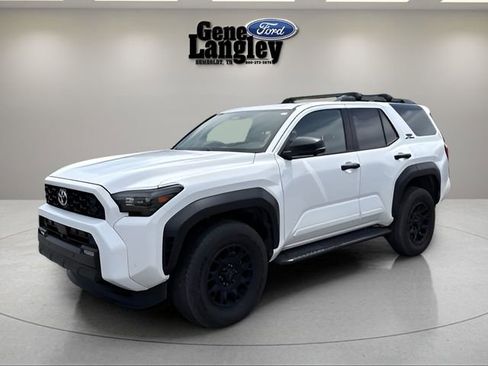 Used 2025 Toyota 4Runner TRD Off-Road Premium AWD/4WD image 5