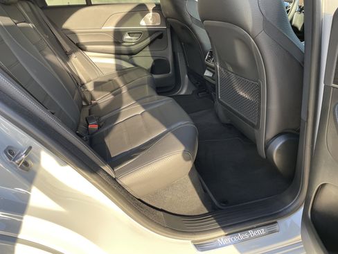 Certified 2025 Mercedes-Benz GLE 450 4MATIC image 44