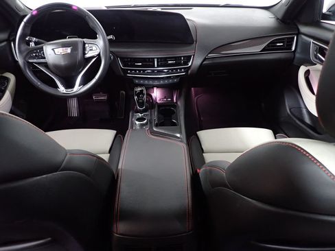 Used 2025 Cadillac CT5 V w/ LPO, ONYX Package AWD/4WD image 33