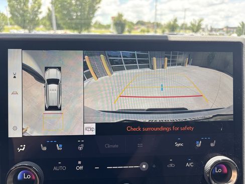 Used 2024 Lexus GX 550 AWD/4WD image 34