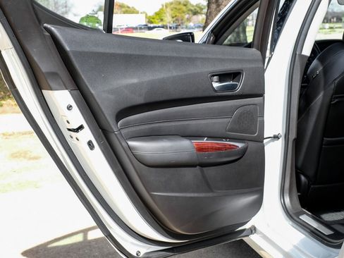 Used 2015 Acura TLX V6 w/ Technology Package image 38