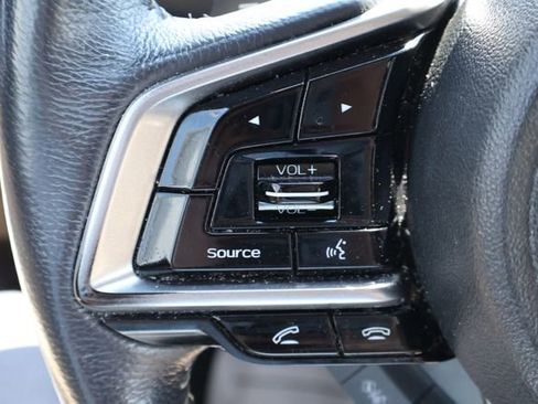 Used 2019 Subaru Outback 2.5i Limited AWD/4WD image 8